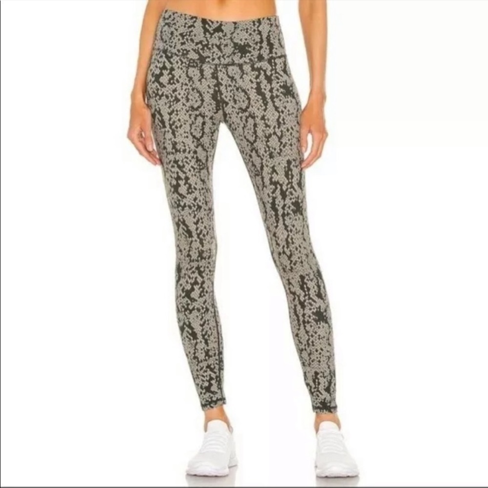 Varley snake print Century leggings small new - Picture 2 of 14